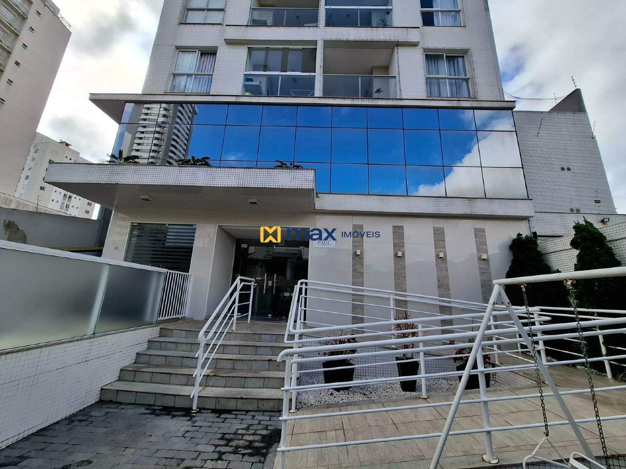 Apartamento para aluguel no São Judas: Fachada