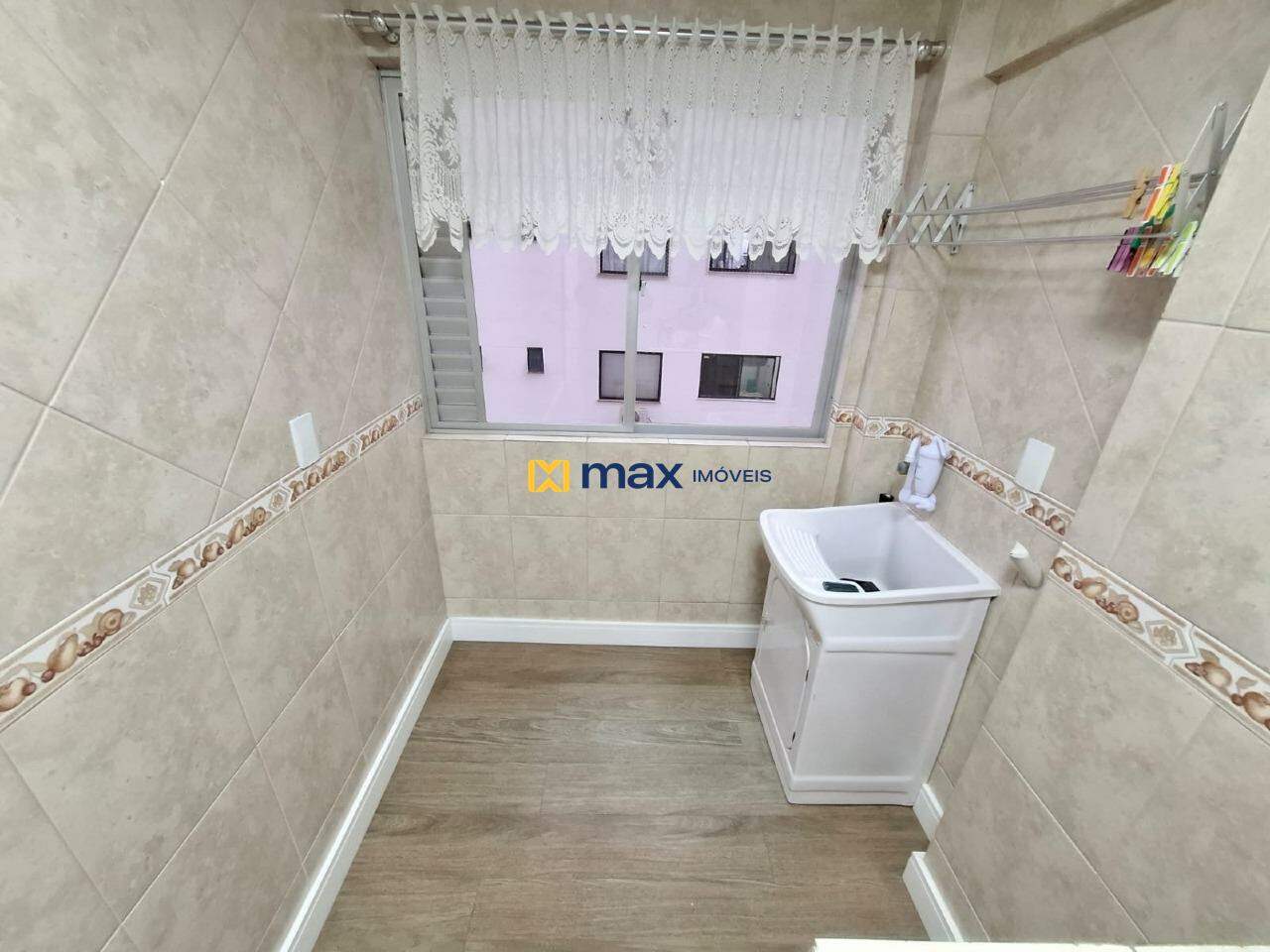 Apartamento para aluguel no Centro: Lavanderia