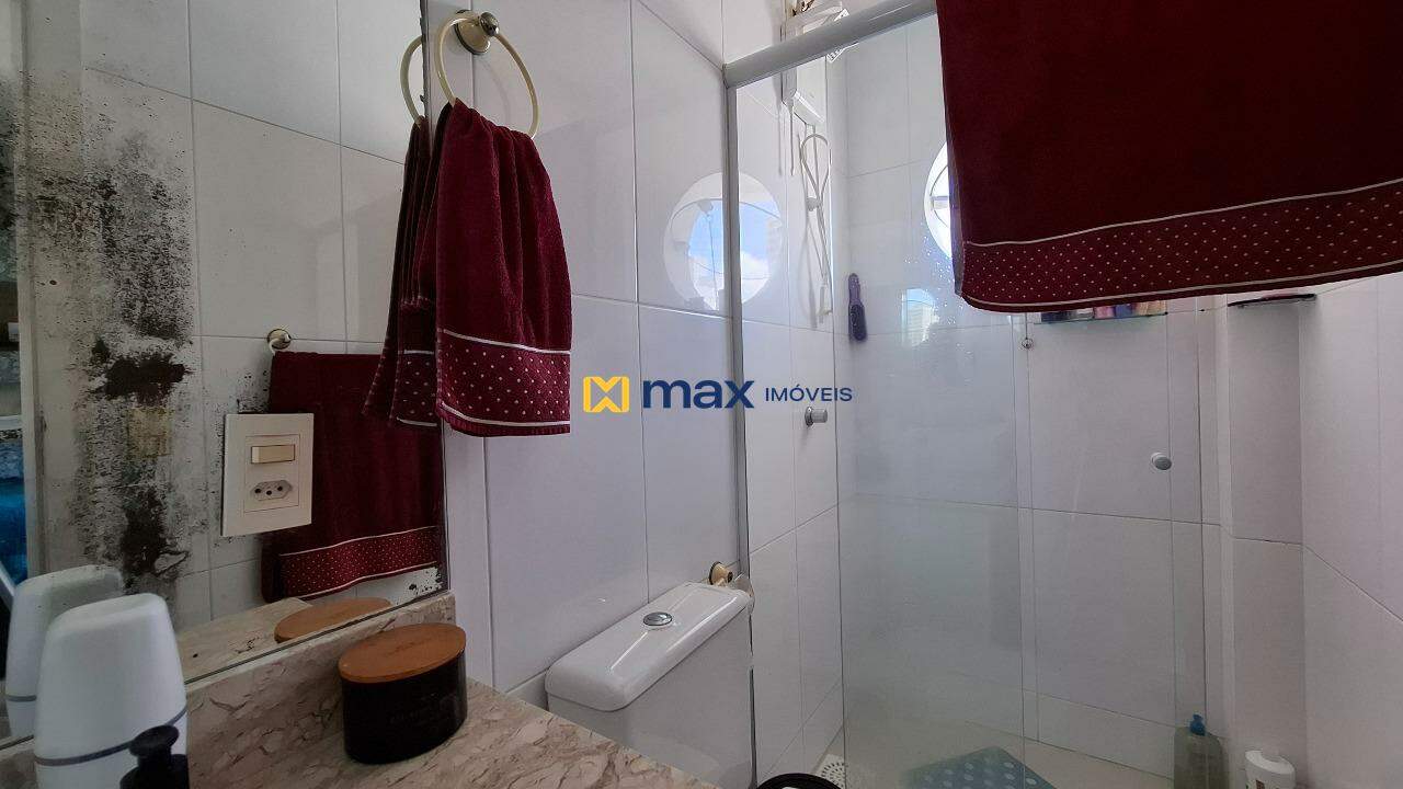 Apartamento à venda no Fazendinha: Banheiro suíte