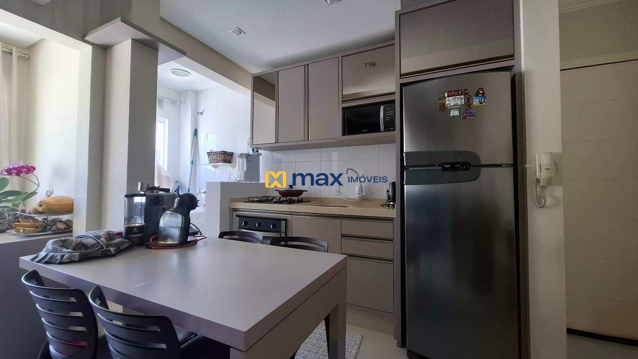 Apartamento à venda no Fazendinha: Living integrado