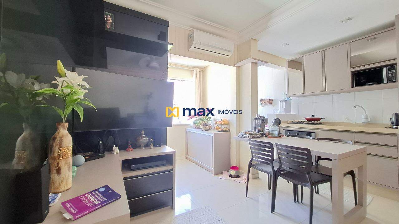 Apartamento à venda no Fazendinha: Living integrado