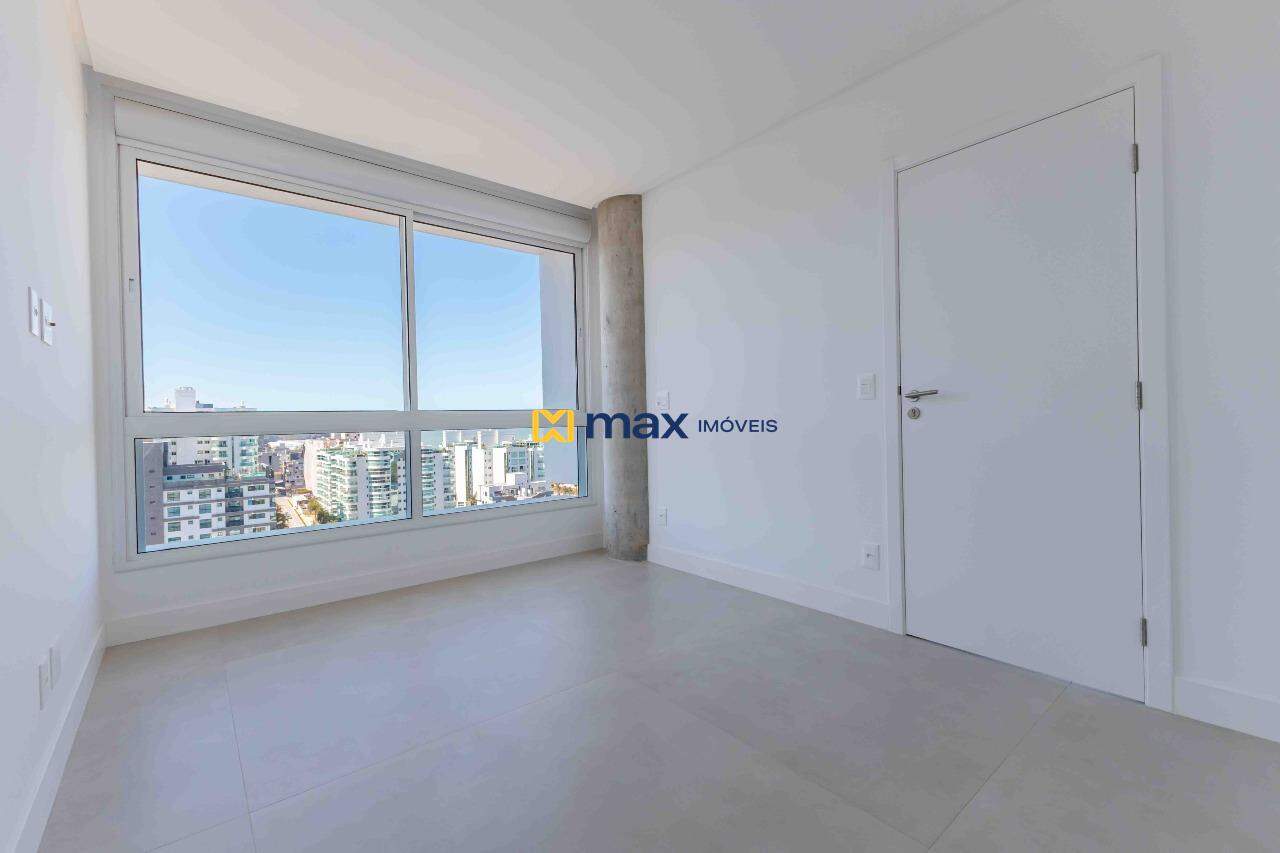 Apartamento à venda no Praia Brava: Suíte 3