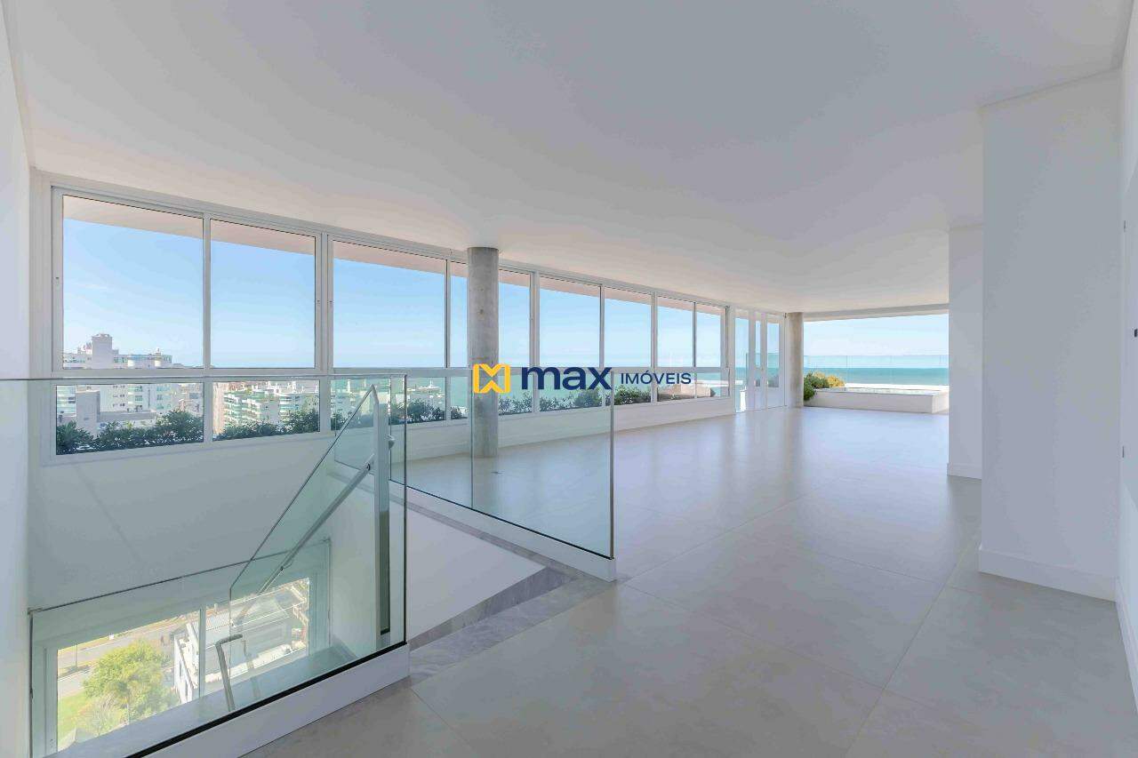 Apartamento à venda no Praia Brava: Living