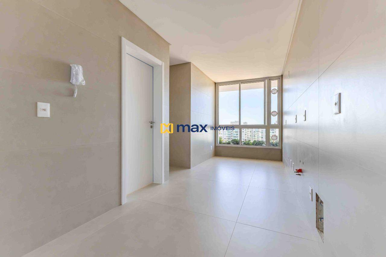 Apartamento à venda no Praia Brava: Cozinha