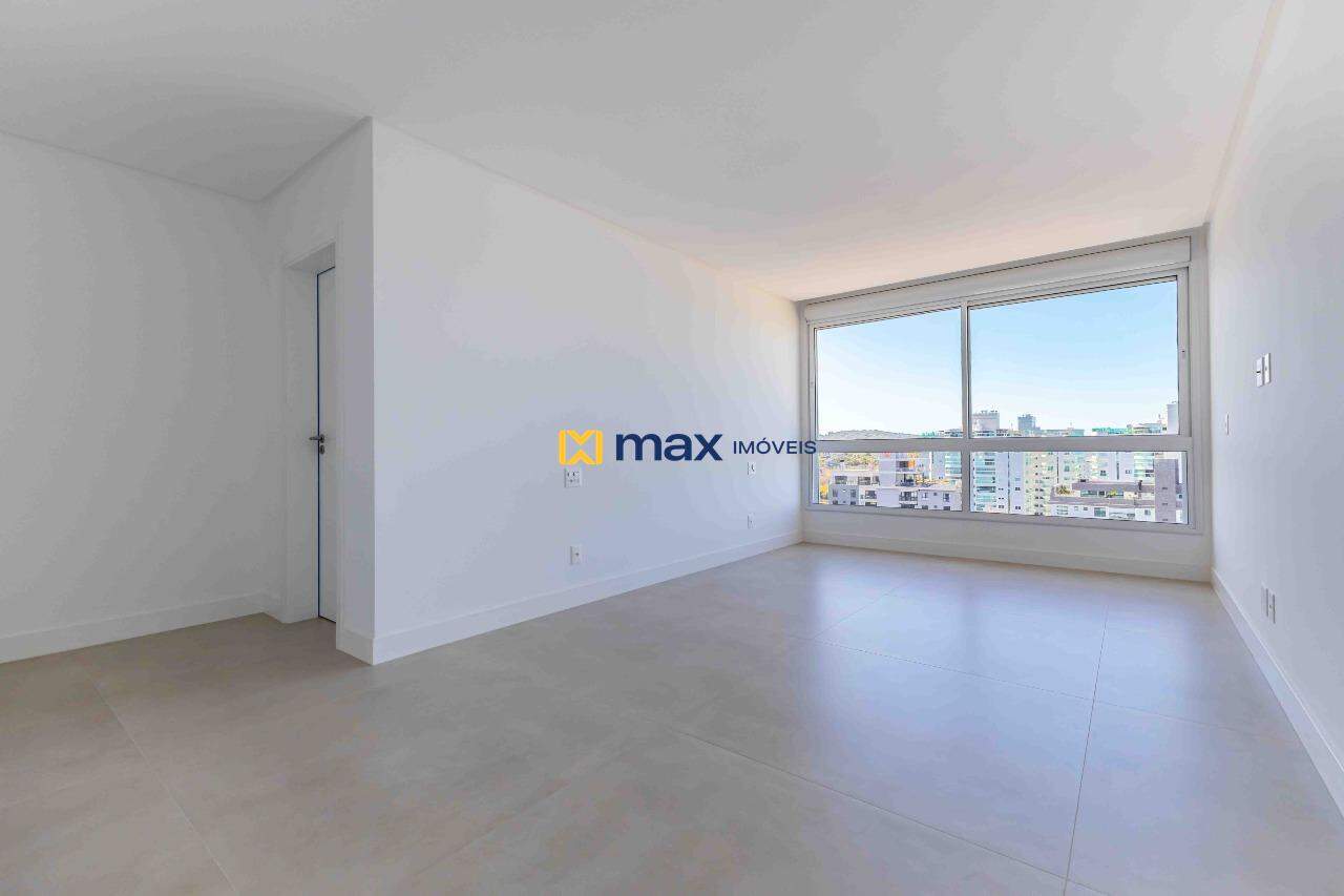 Apartamento à venda no Praia Brava: Suíte 1