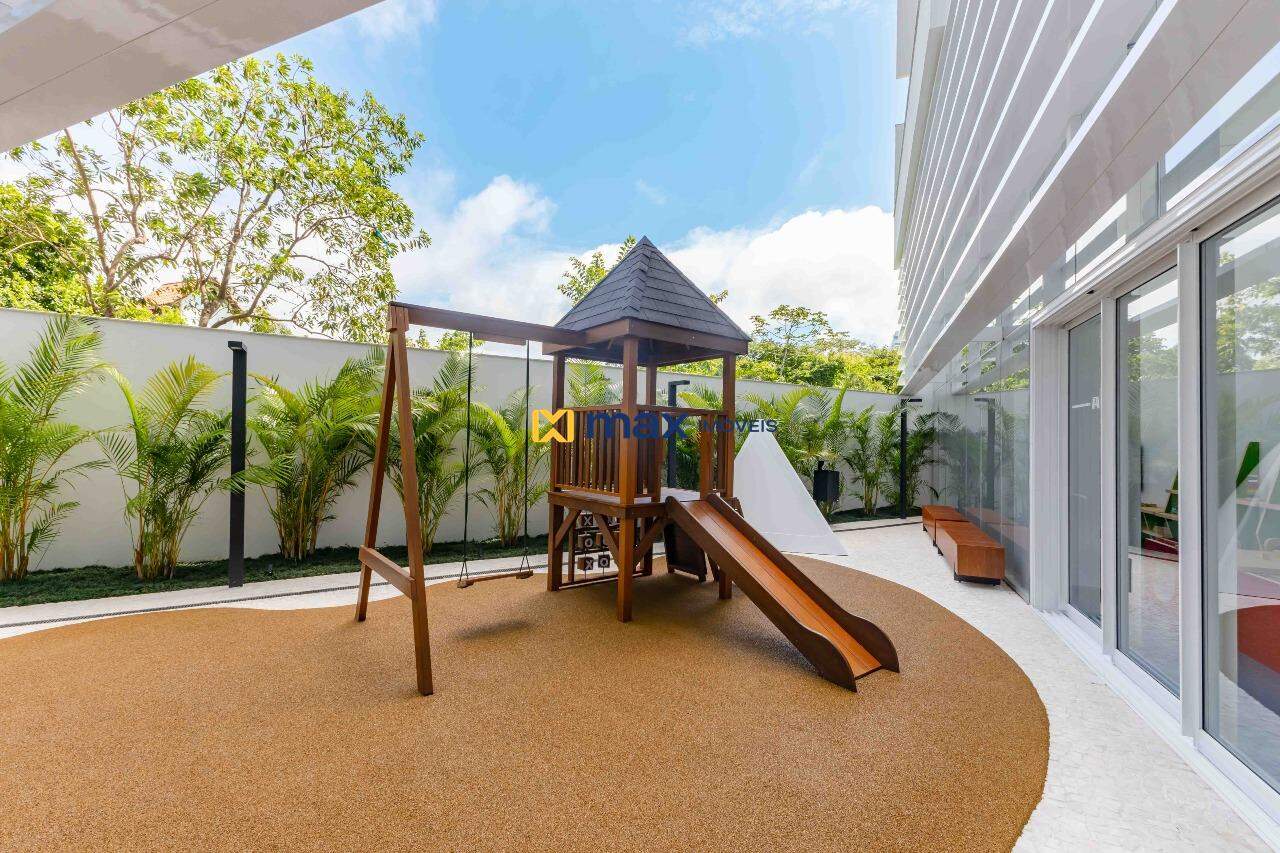 Cobertura à venda no Praia Brava: Playground