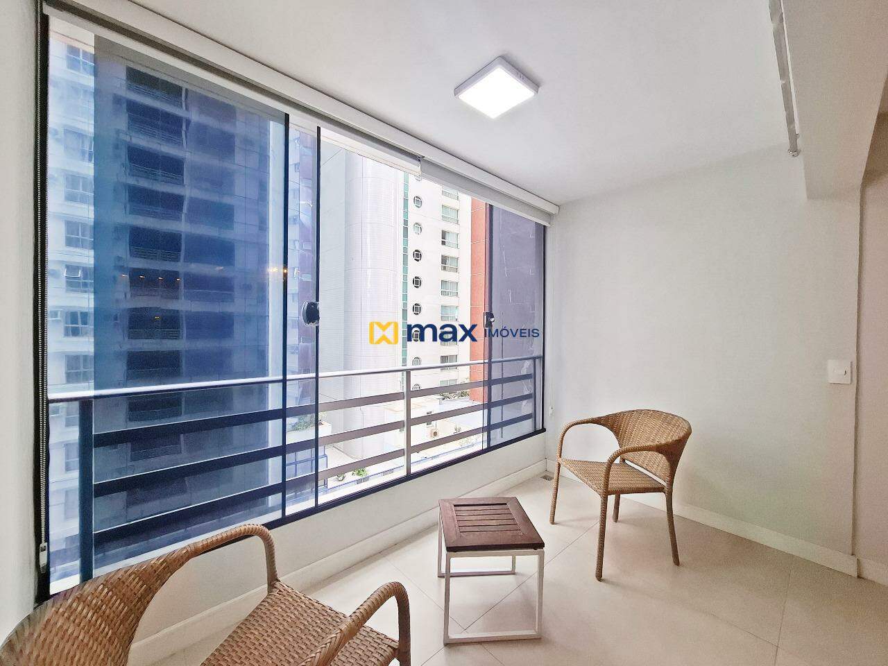 Apartamento para aluguel no Centro: Sacada