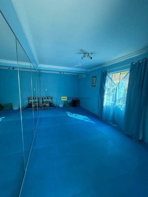 Casa Comercial para aluguel no Praia dos Amores: 