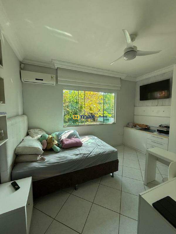 Casa Comercial para aluguel no Praia dos Amores: 