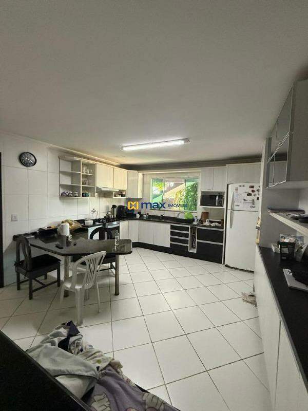 Casa Comercial para aluguel no Praia dos Amores: 