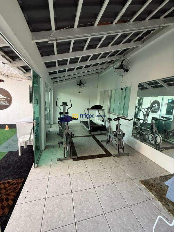 Casa Comercial para aluguel no Praia dos Amores: 