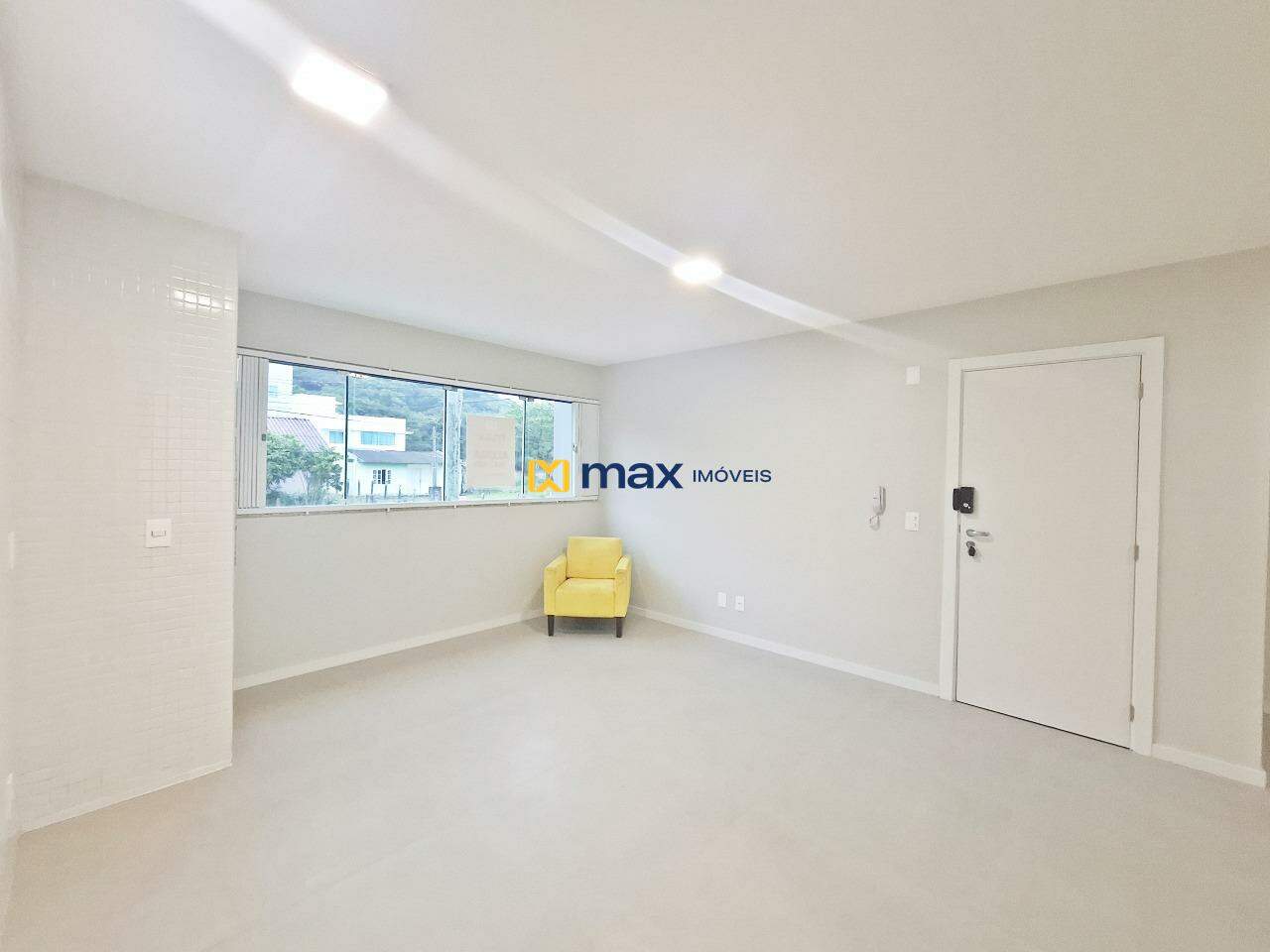 Apartamento para aluguel no Nova Esperança: Sala com Cozinha Americana
