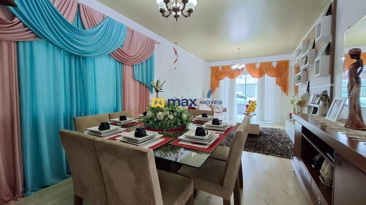 Casa à venda no Cordeiros: Sala de Jantar