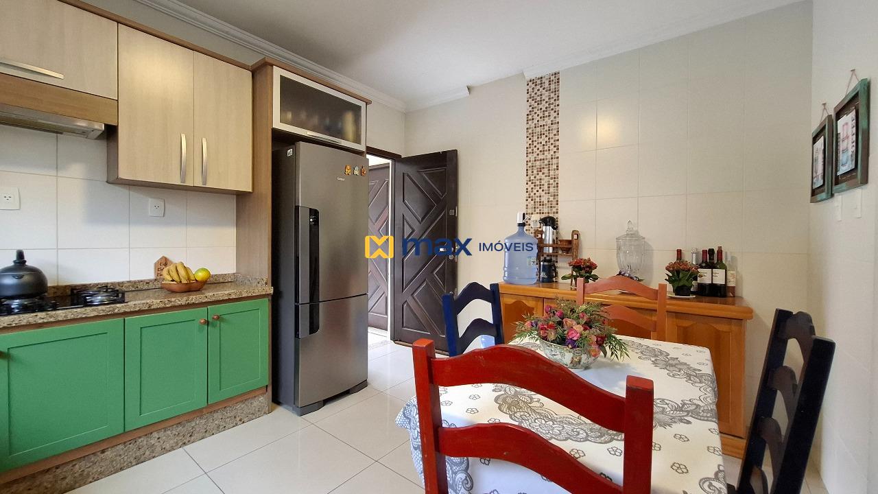 Casa à venda no Cordeiros: Cozinha