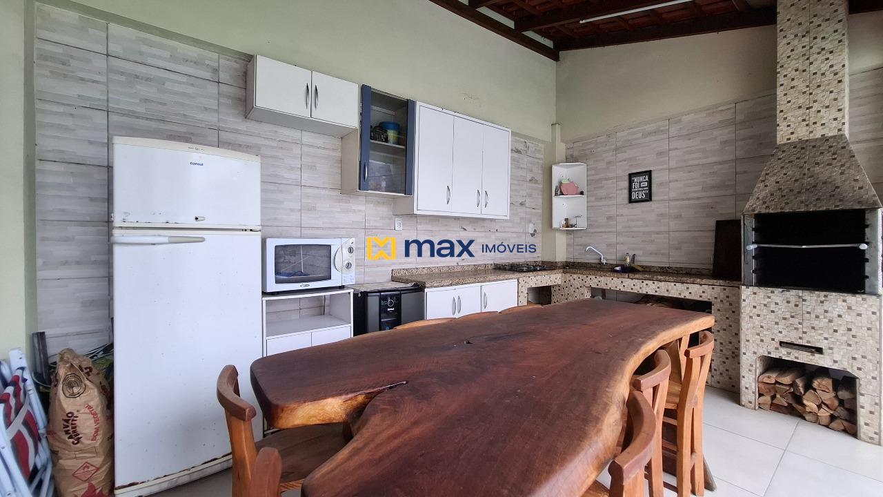 Casa à venda no Cordeiros: Espaço churrasqueira