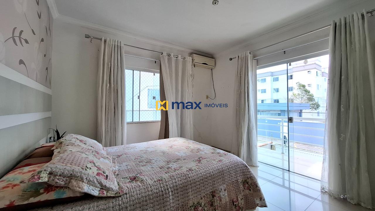 Casa à venda no Cordeiros: Suíte