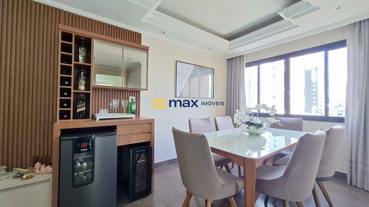 Apartamento à venda no Centro: Living integrado