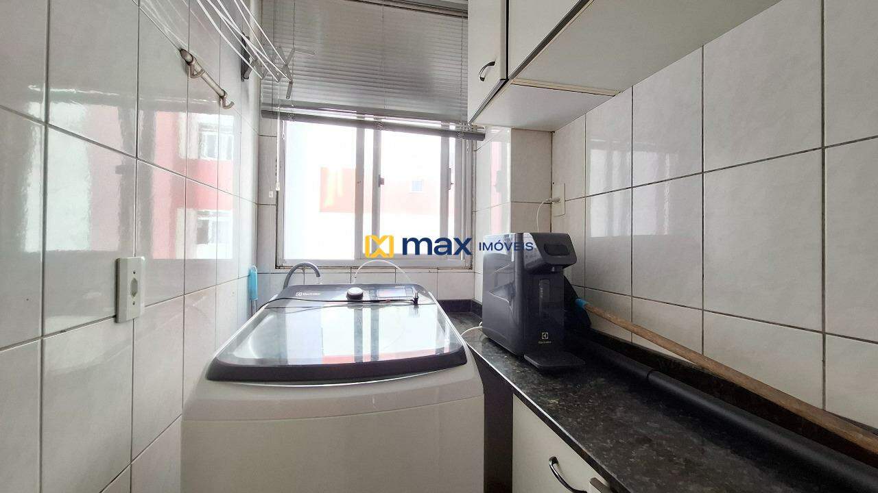 Apartamento à venda no Centro: Lavanderia