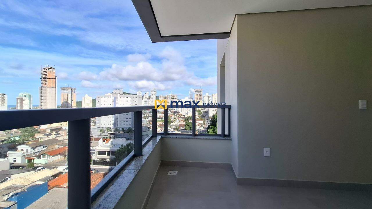 Apartamento à venda no Centro: Sacada com churrasqueira