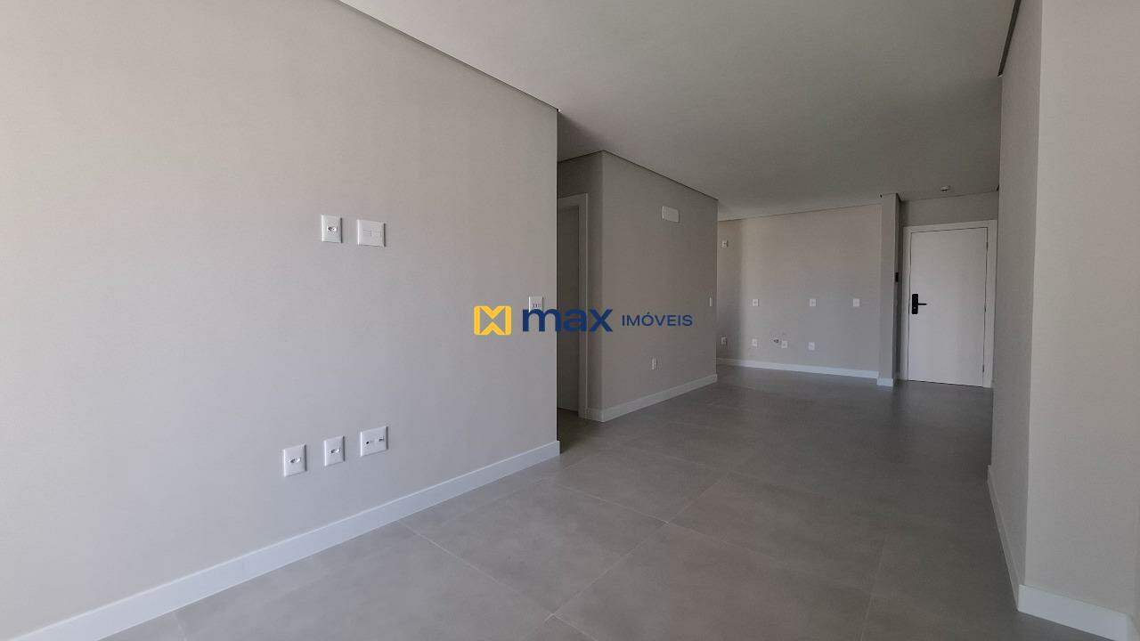 Apartamento à venda no Centro: Living integrado