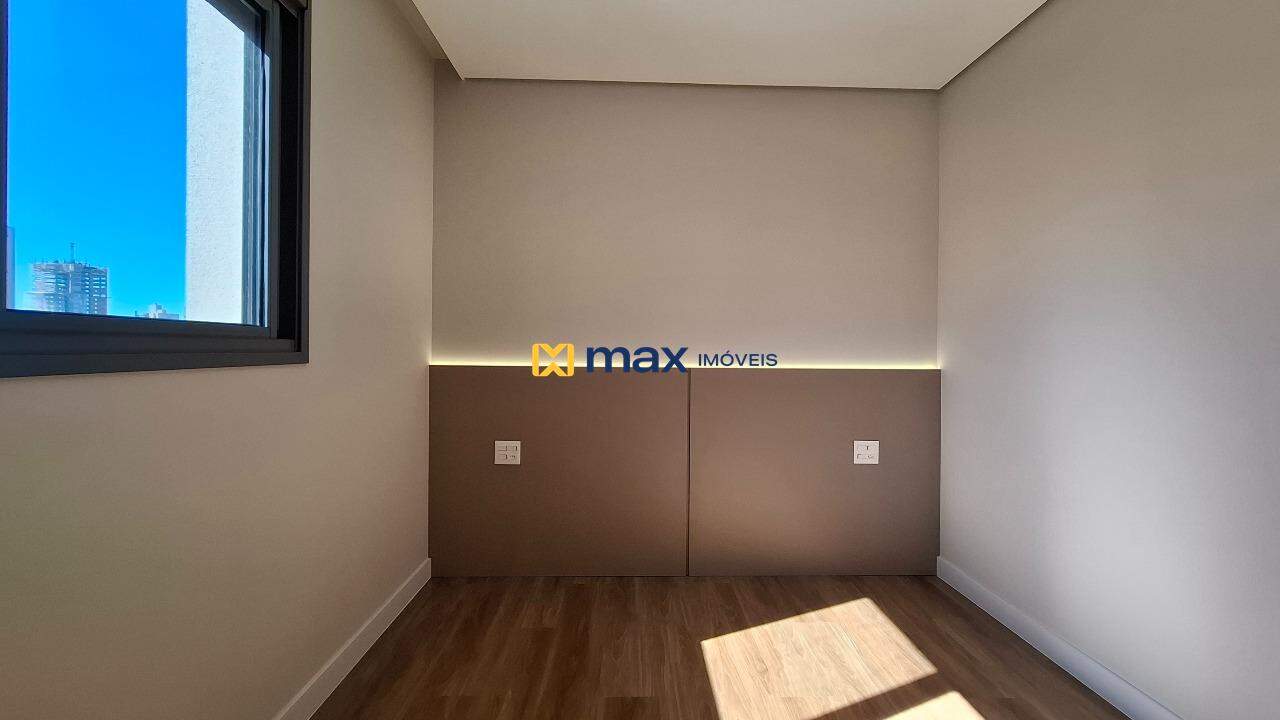 Apartamento à venda no Centro: Suíte