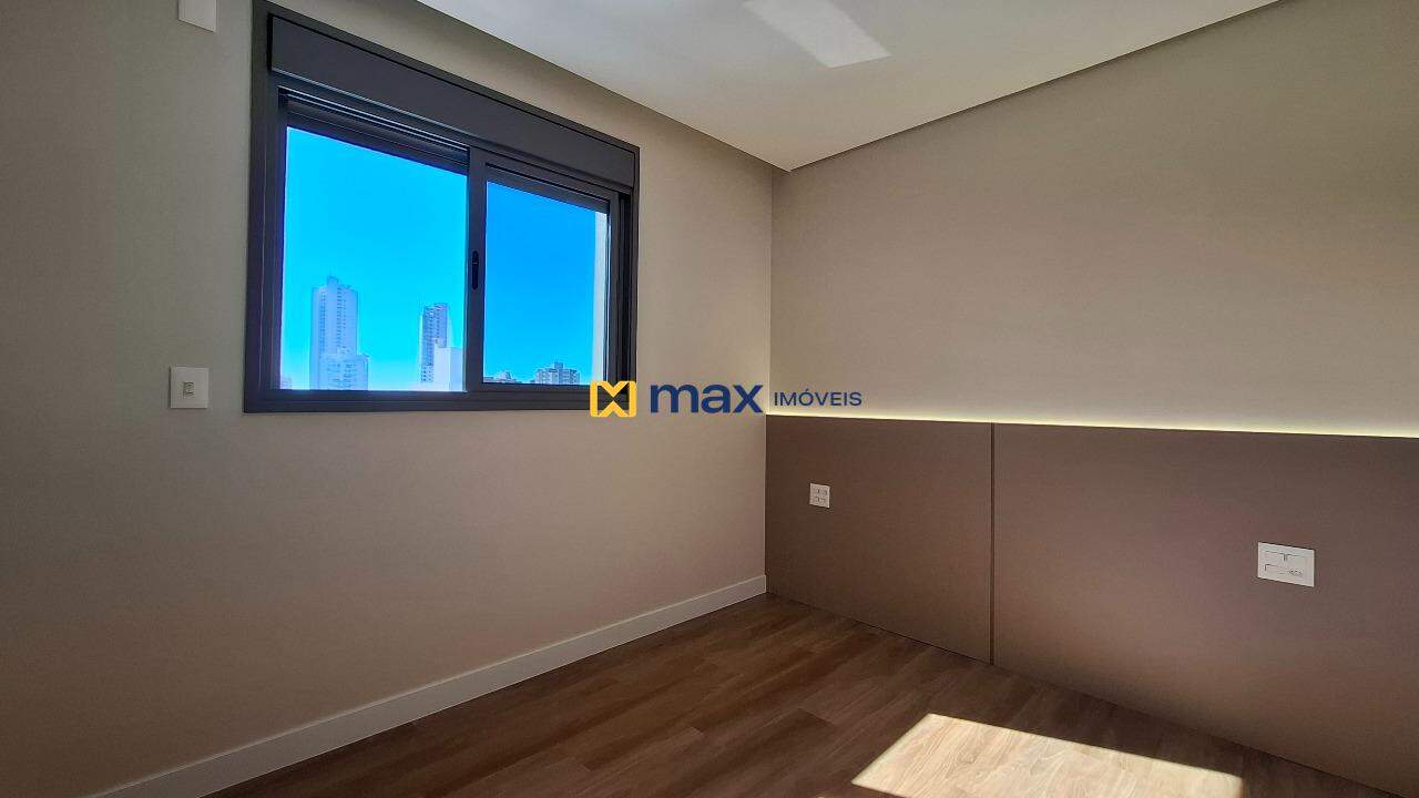 Apartamento à venda no Centro: Suíte