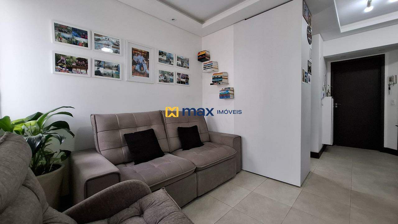 Apartamento para aluguel no Centro: Living integrado