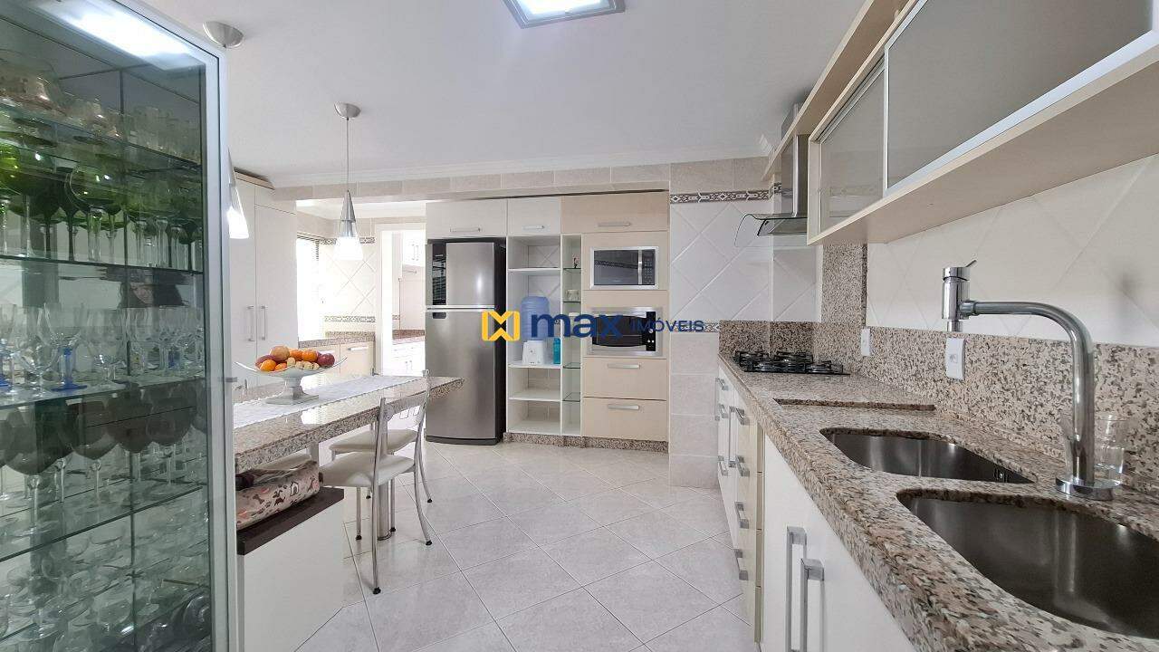 Apartamento à venda no Fazenda: Cozinha