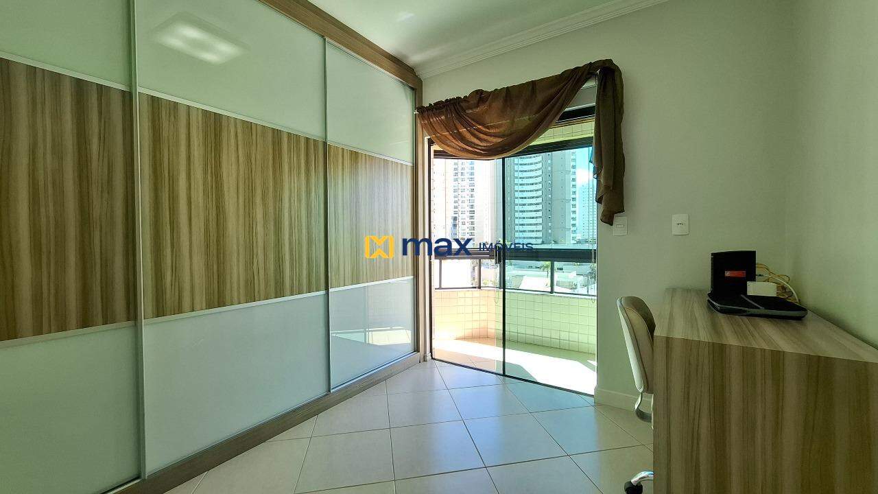 Apartamento à venda no Fazenda: Suíte 1