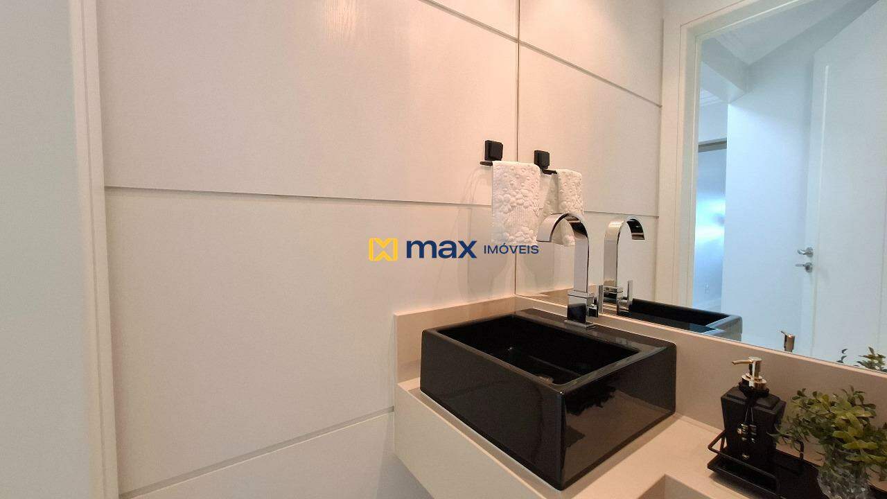 Apartamento à venda no Fazenda: Lavabo