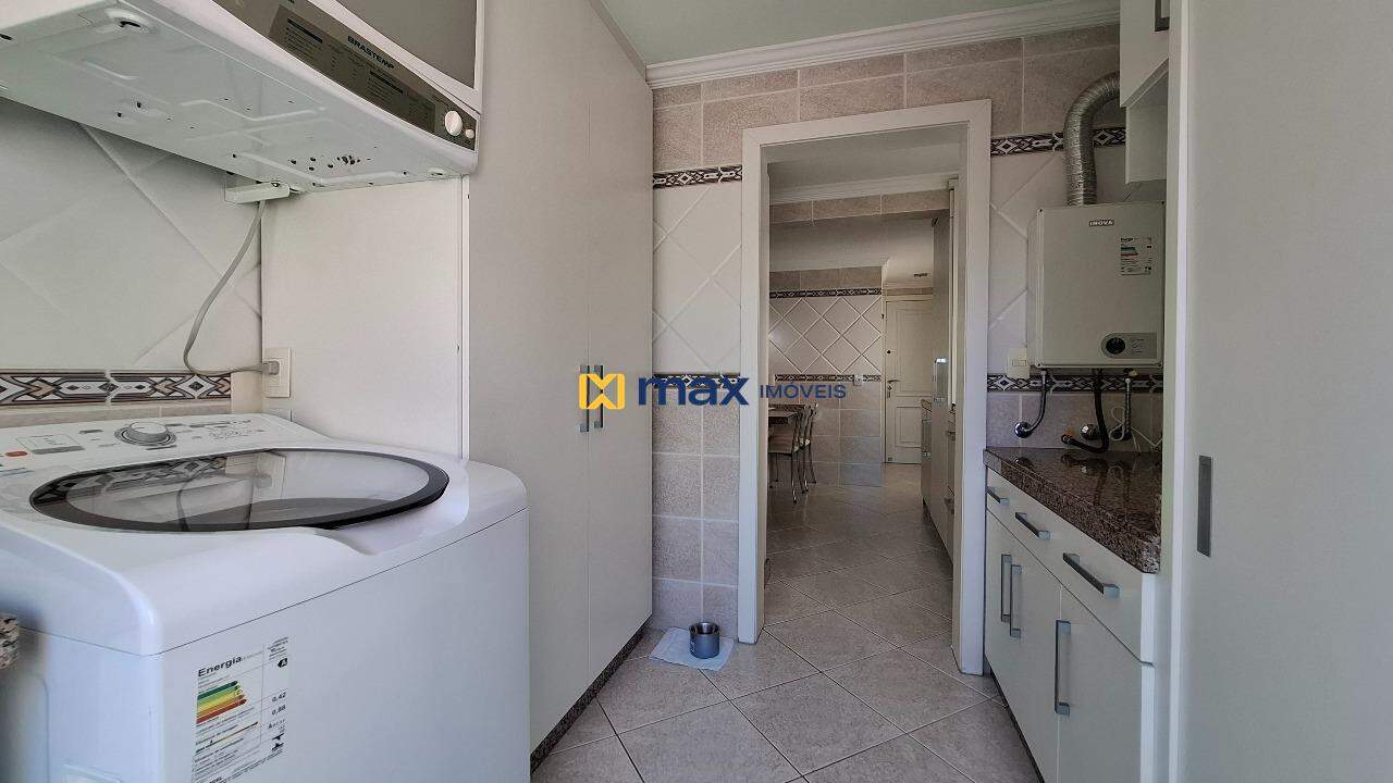 Apartamento à venda no Fazenda: Lavanderia