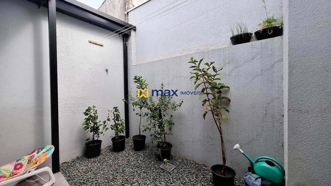Casa à venda no Cidade Nova: Área externa com churrasqueira