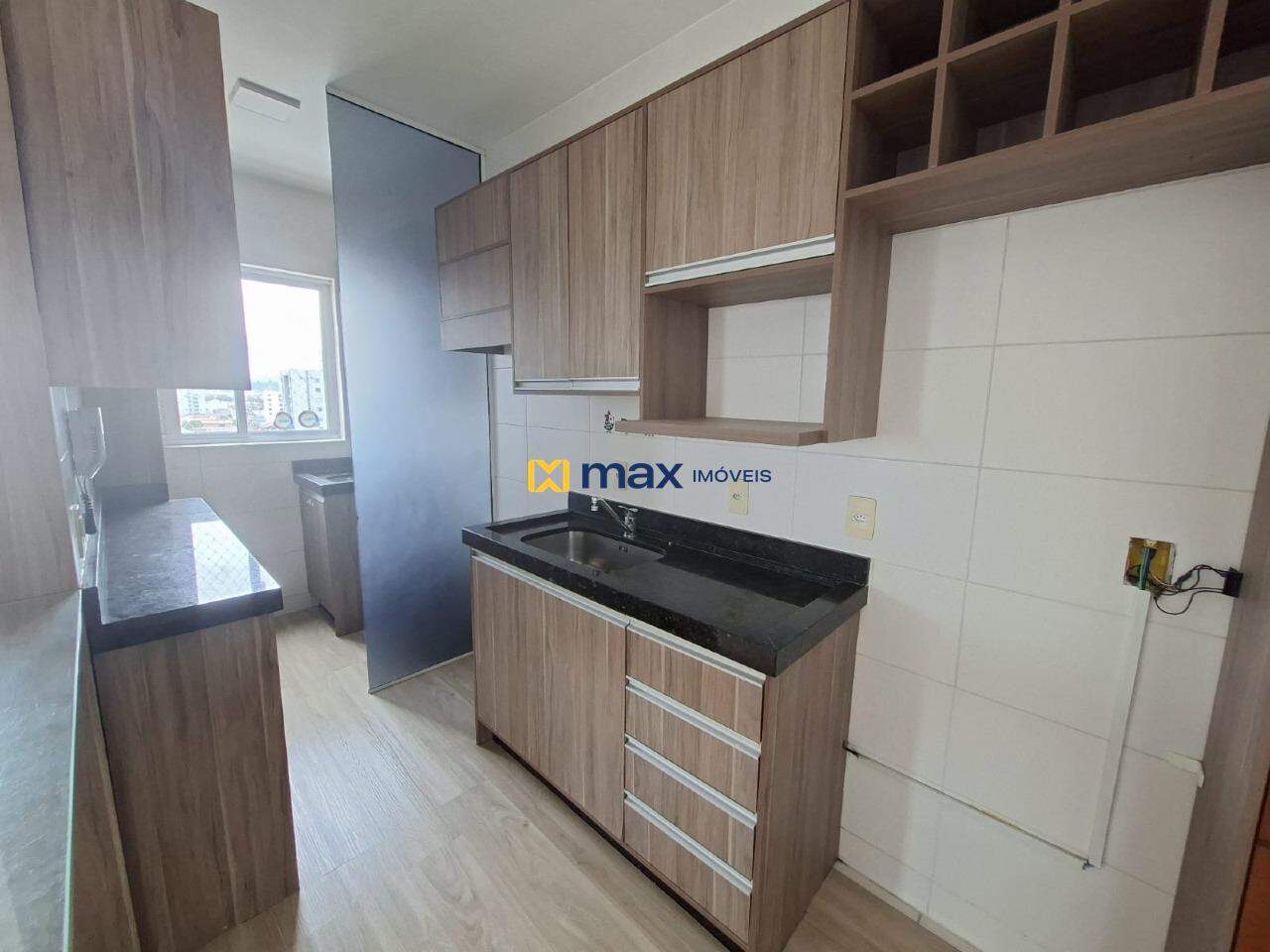 Apartamento para aluguel no Cordeiros: Cozinha