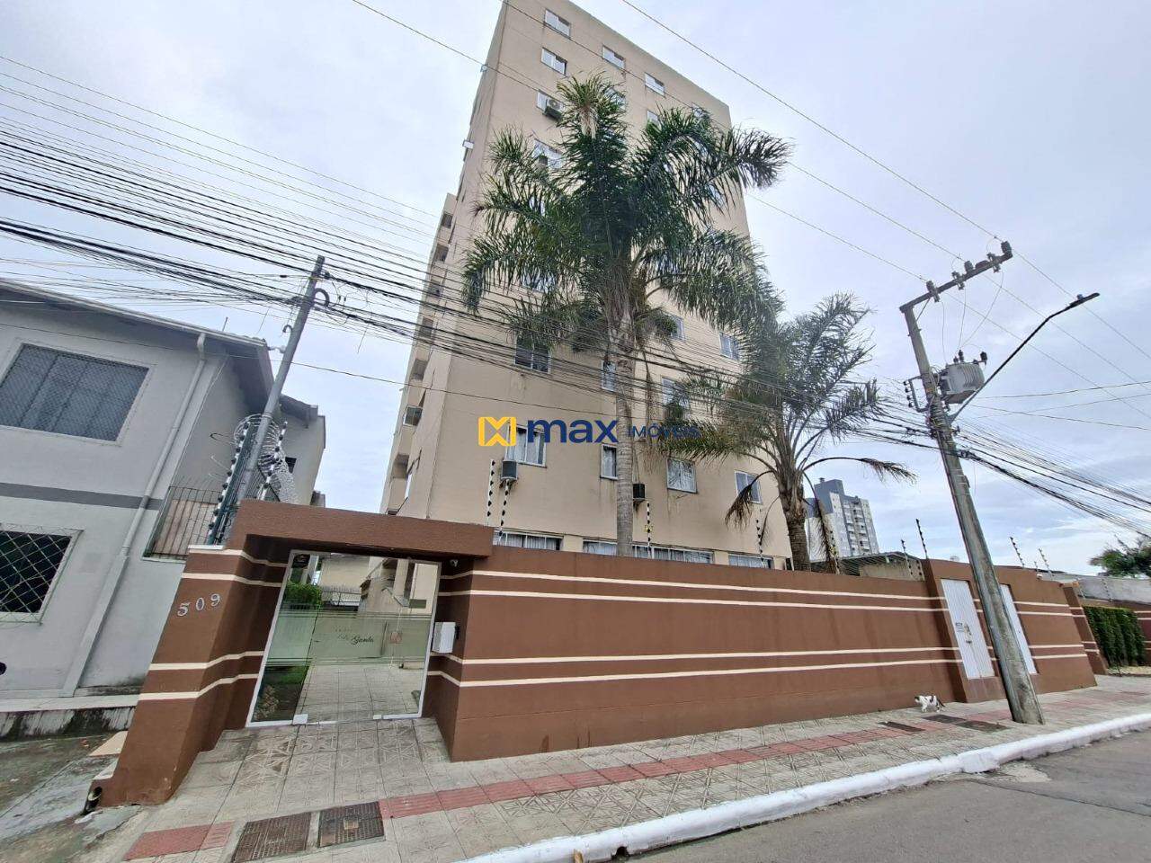 Apartamento para aluguel no Cordeiros: