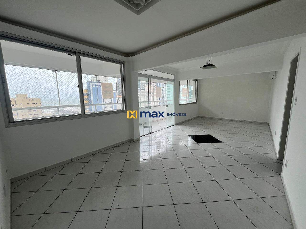 Apartamento para aluguel no Centro: 