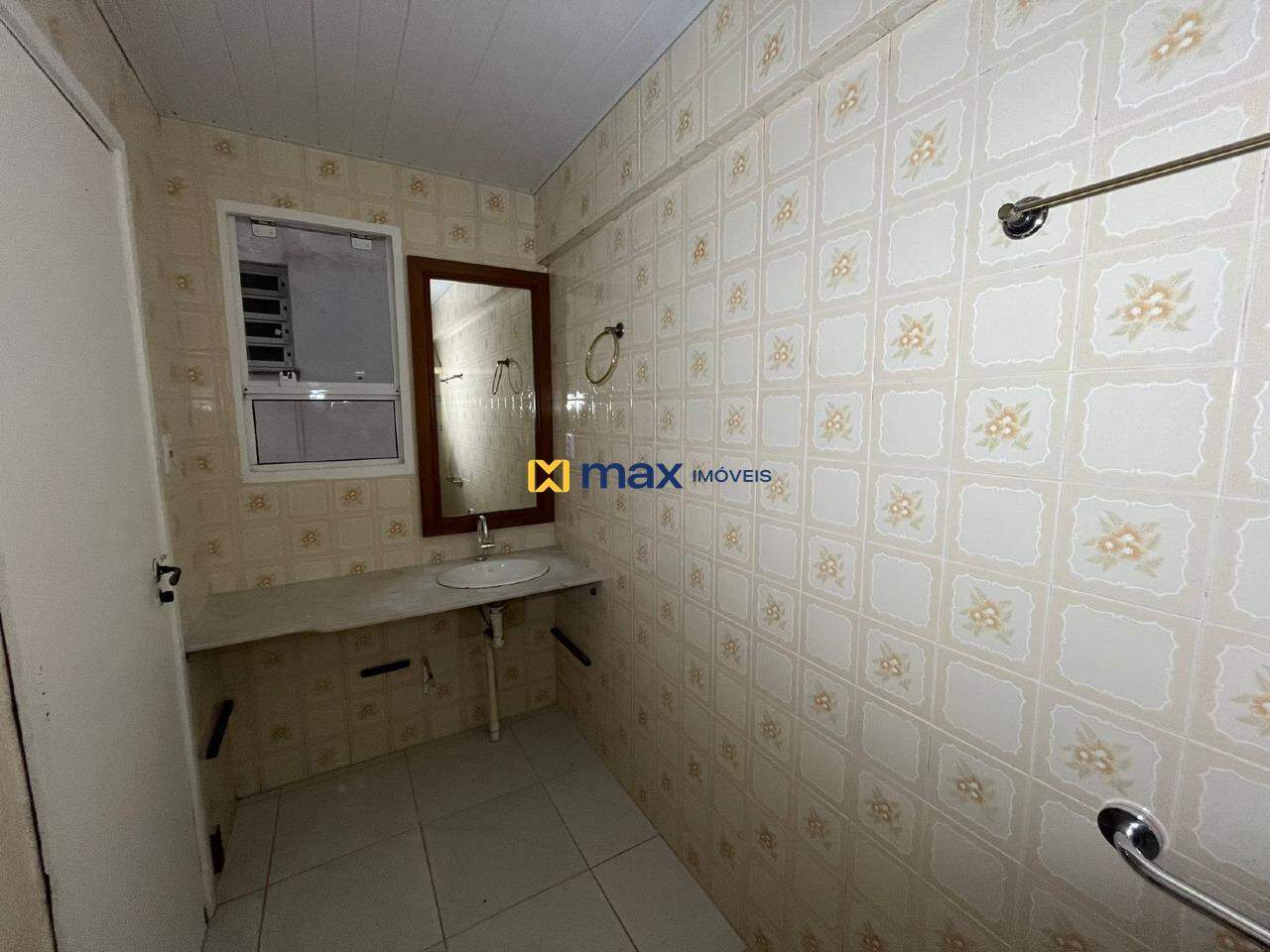 Apartamento para aluguel no Centro: 
