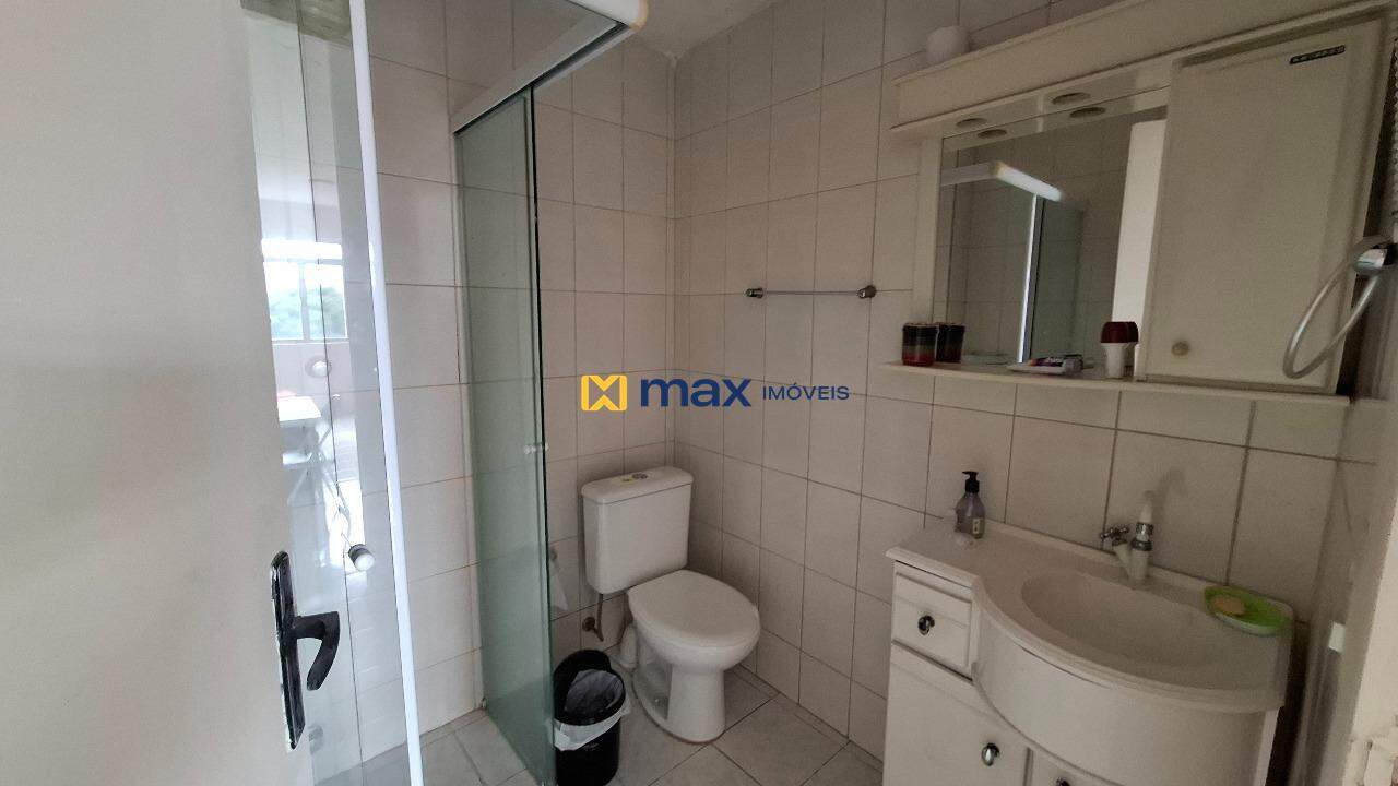 Apartamento para aluguel no Centro: Banheiro Social