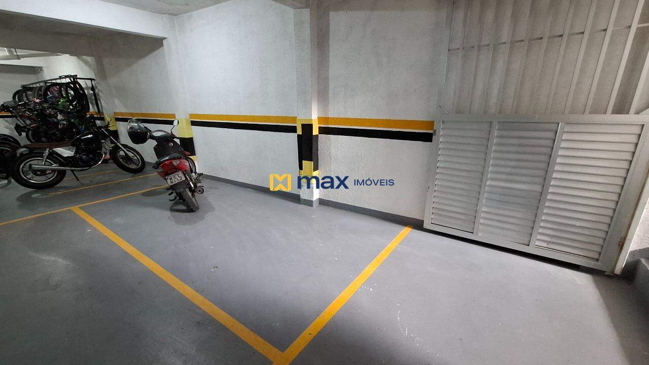 Apartamento para aluguel no Centro: Garagem