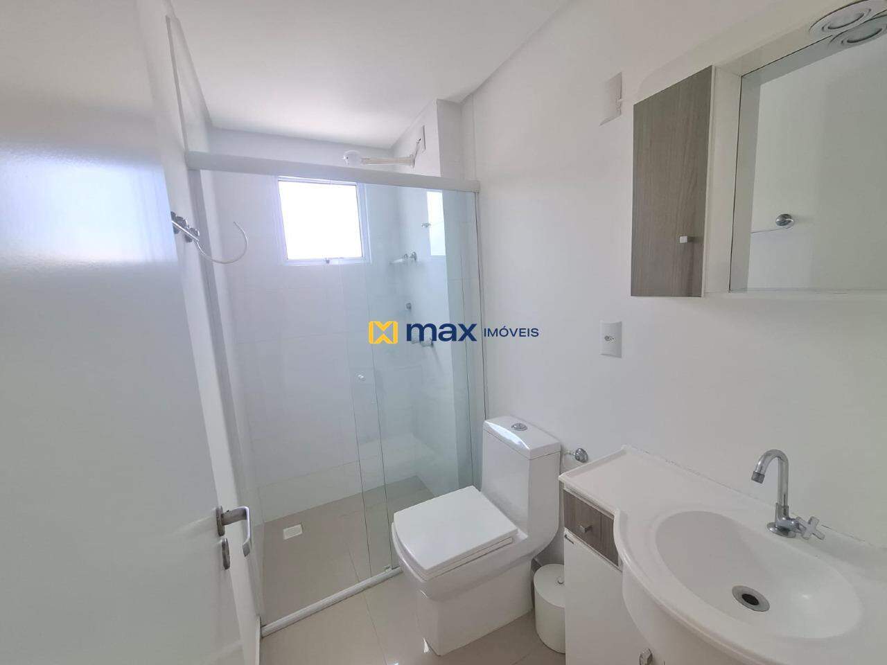 Apartamento para aluguel no Centro: Banheiro Social