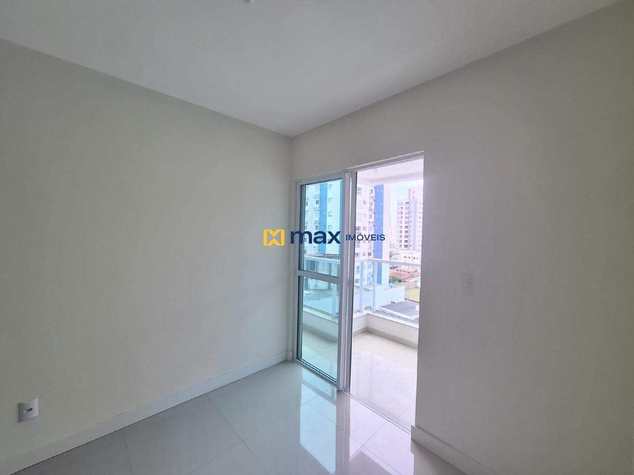 Apartamento para aluguel no Centro: Sala