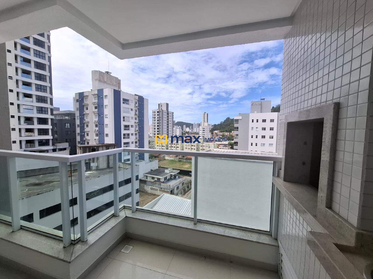 Apartamento para aluguel no Centro: Sacada