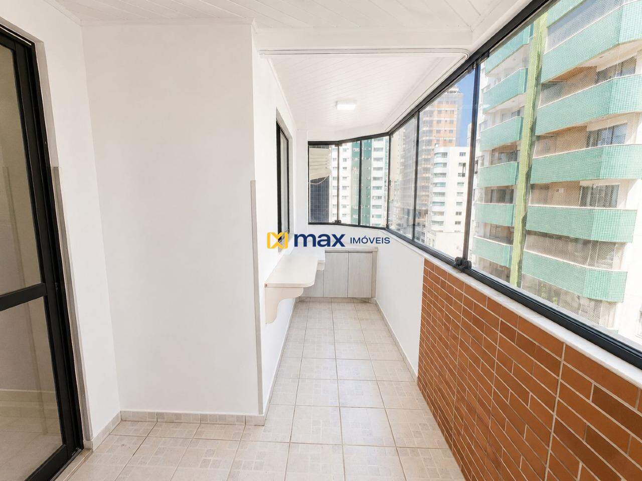 Apartamento para aluguel no Centro: 
