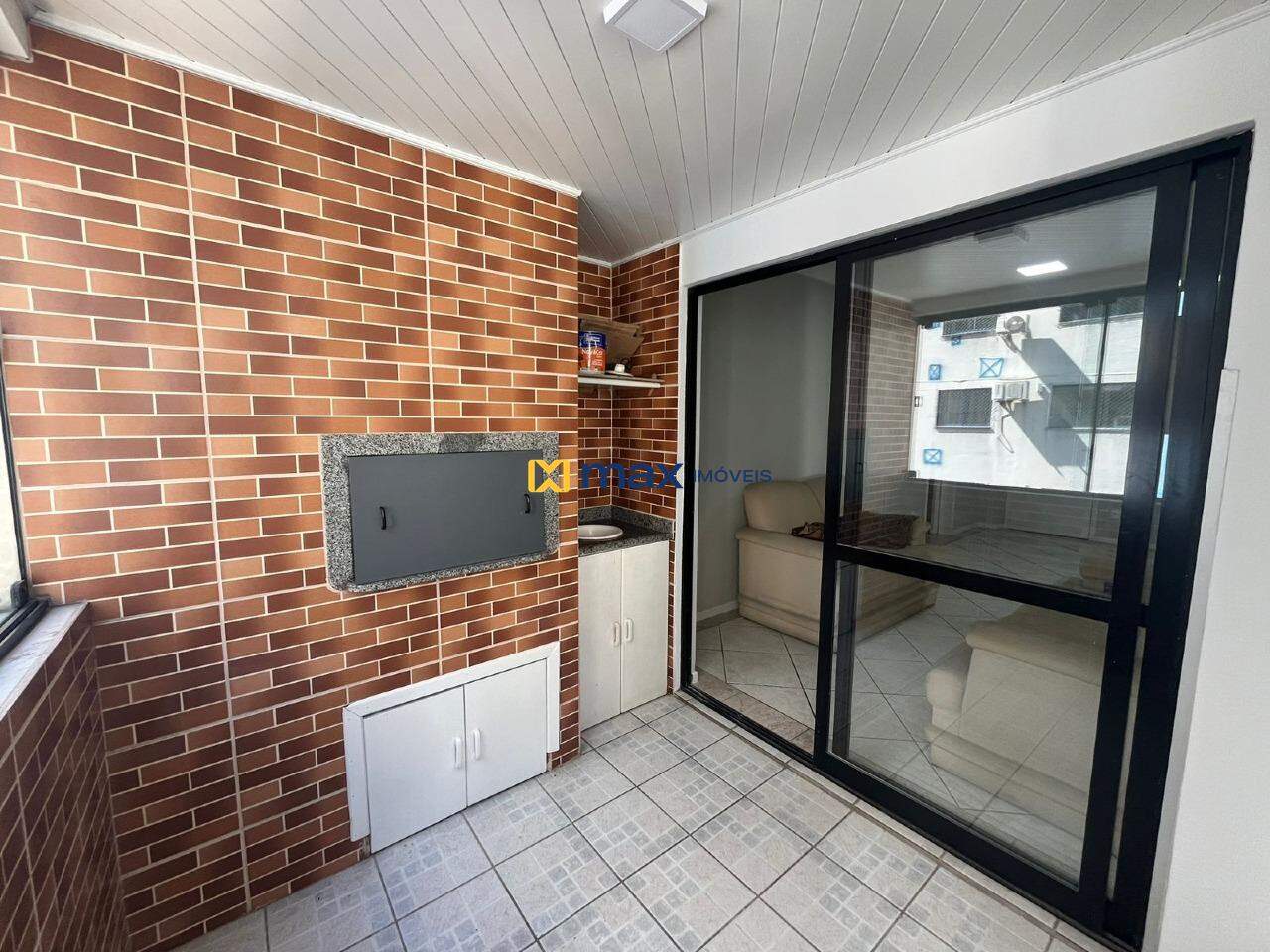 Apartamento para aluguel no Centro: 
