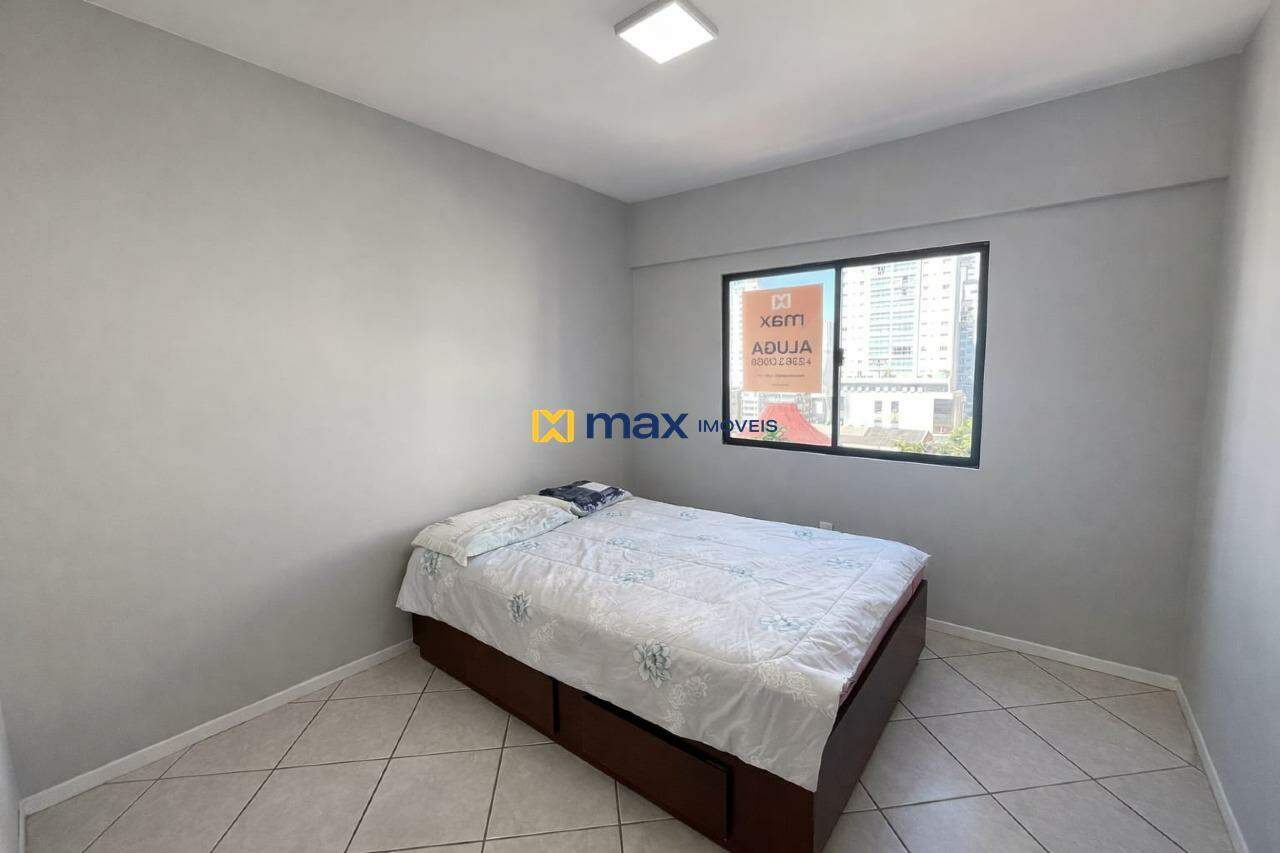 Apartamento para aluguel no Centro: 