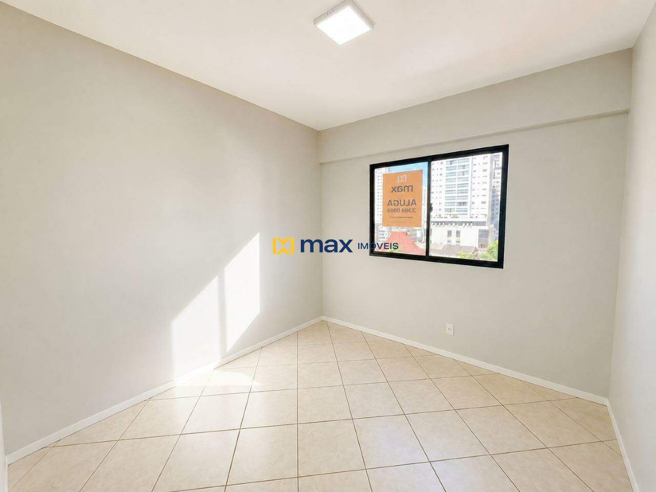 Apartamento para aluguel no Centro: 