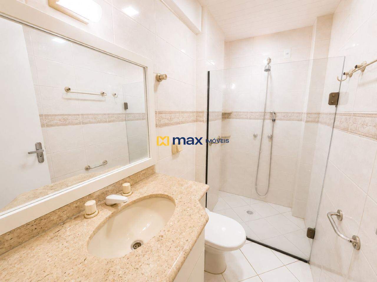 Apartamento para aluguel no Centro: 