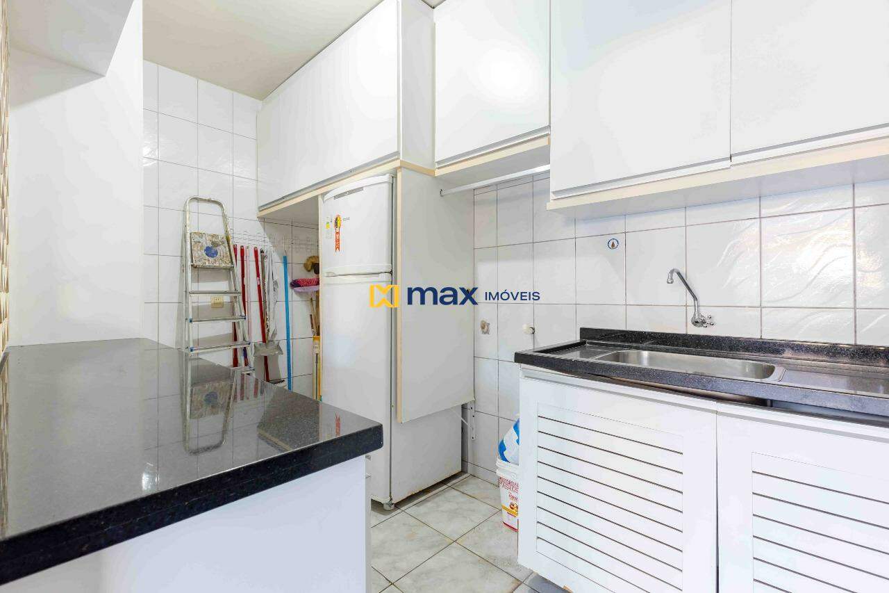 Casa à venda no Dom Bosco: Área de serviço