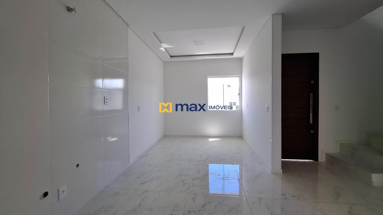 Casa à venda no Cordeiros: Living integrado