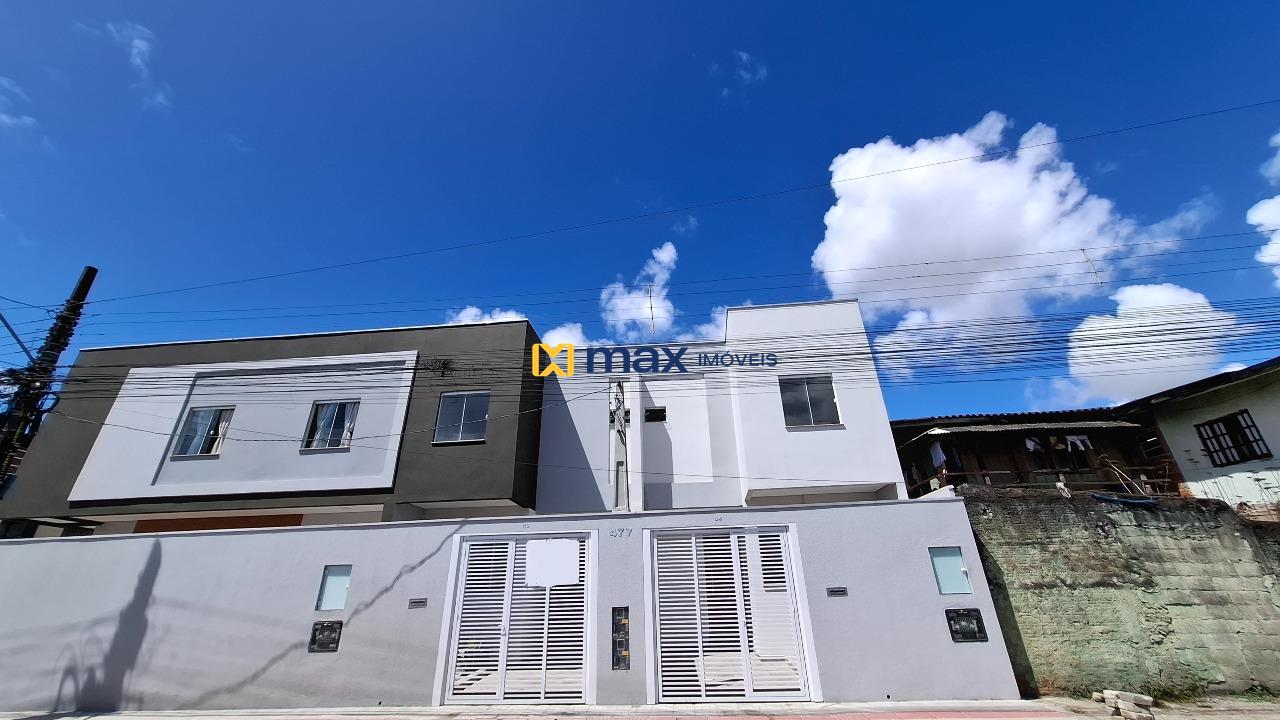 Casa à venda no Cordeiros: Fachada