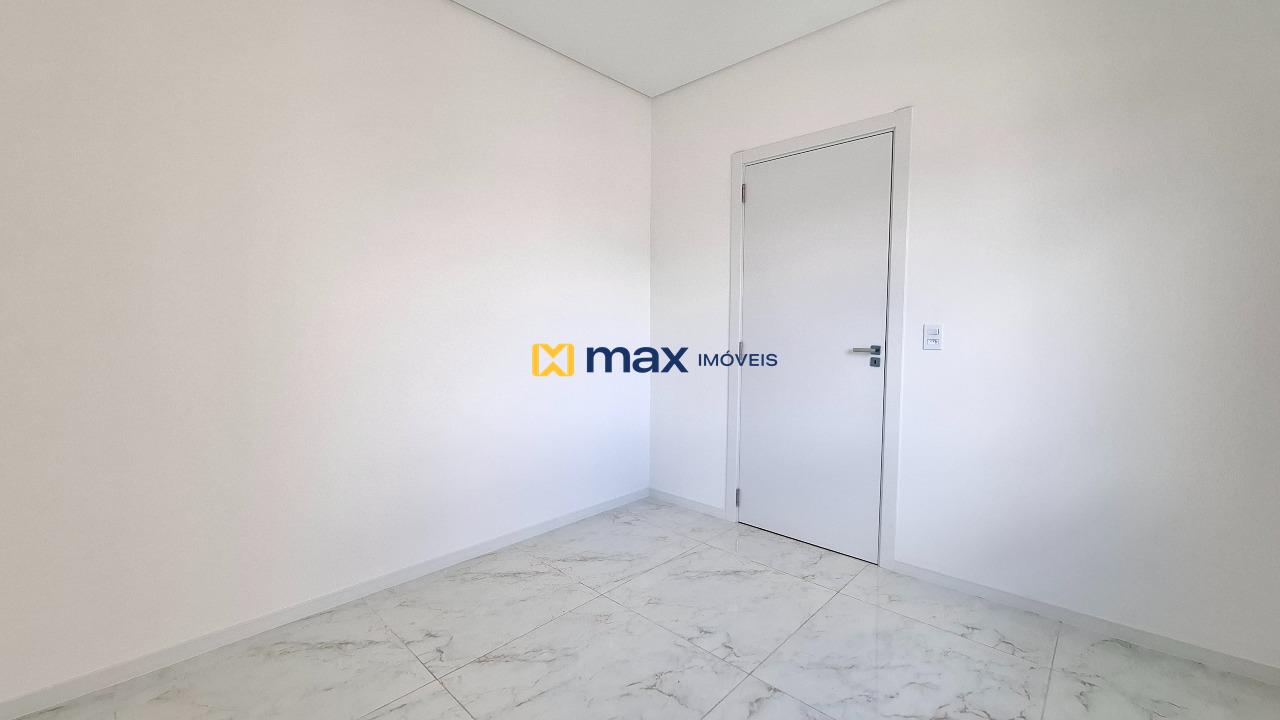 Casa à venda no Cordeiros: Dormitório 2